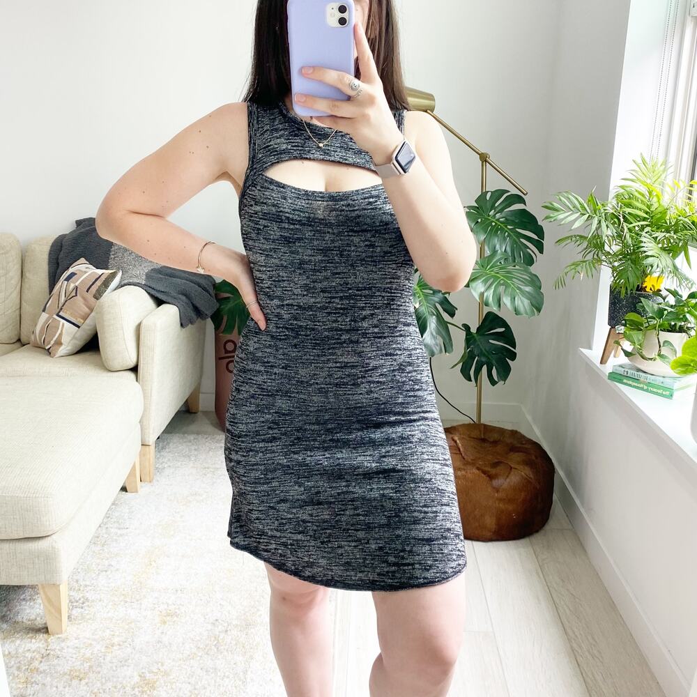 Aritzia Wilfred Free Cutout Neck Gray Dress Size Small